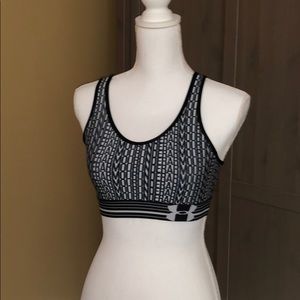 NWOT UA sports bra